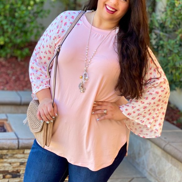 P & Rose Tops - NWT Floral Wide Sleeve Top